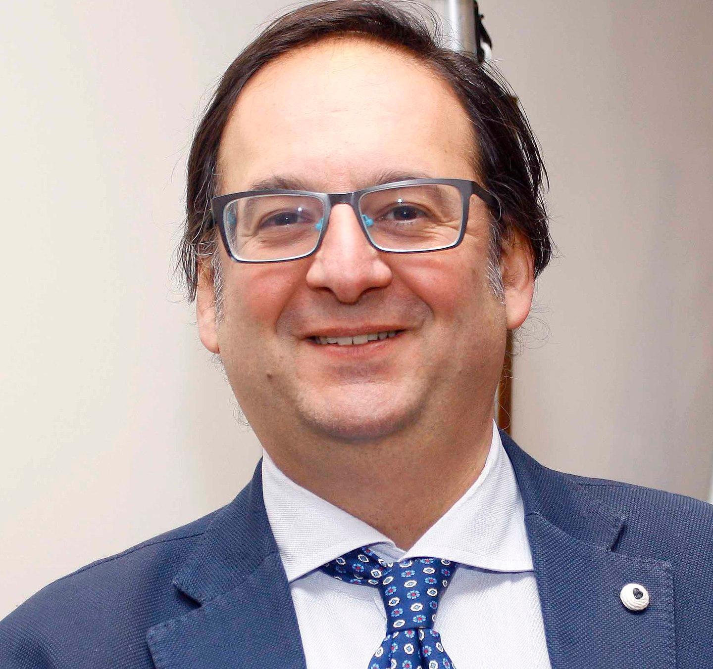 Trionfa l’affetto per don Alessandro Denti: il più votato