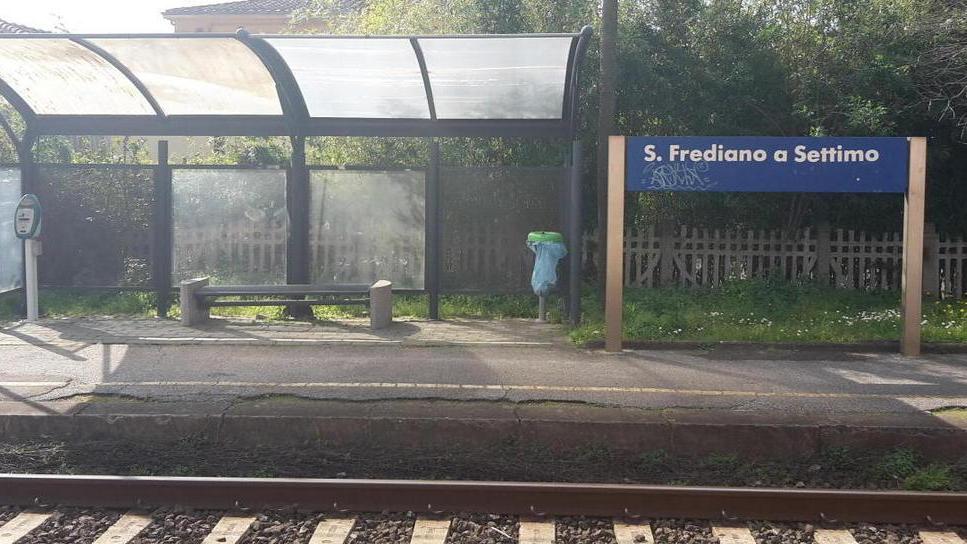 I bus vincono sui treni Più corse e meno care Stazioni sottoutilizzate