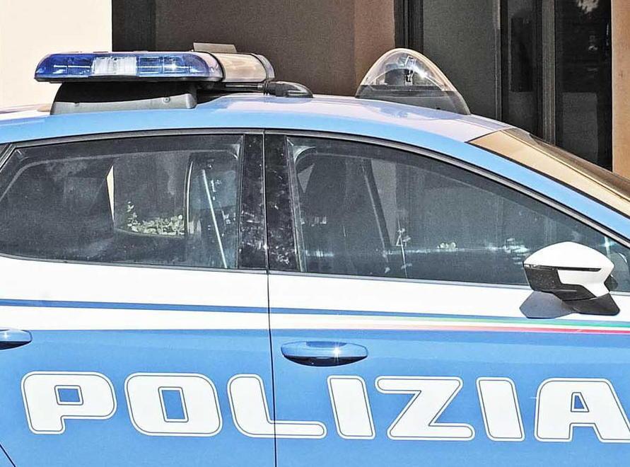 Testata al nonno che lo rimprovera con sagge parole