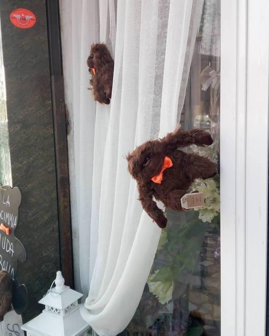 Le scimmie di peluche formato "Gabbani" vanno a ruba 