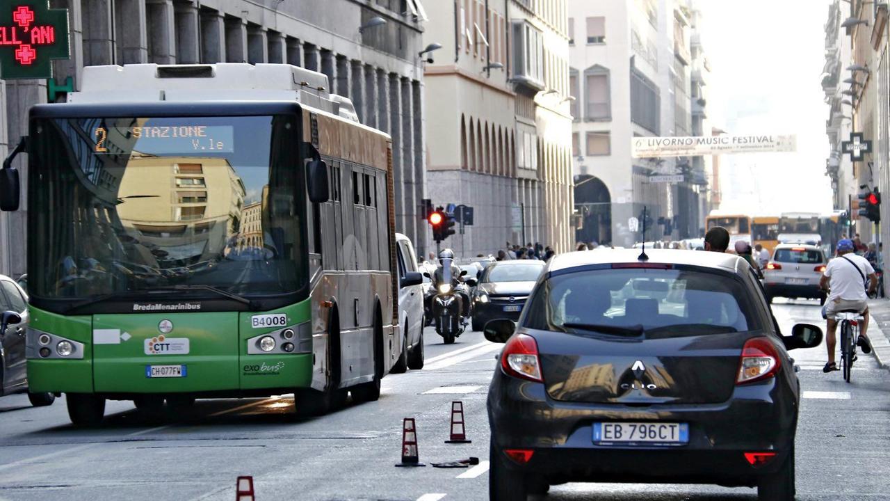 Autista picchiato sul bus, rintracciato e denunciato l'aggressore