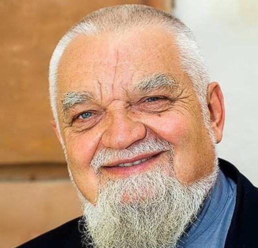 A Forum Monzani arriva Padre Bianchi