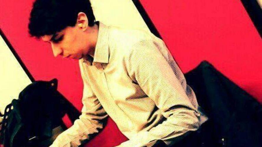 Musicista morto a 32 anni, l’ipotesi dell’autopsia: soffocato dal cibo