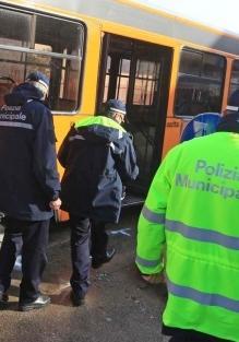 È sciopero dei vigili ma il comandante arresta due stranieri 