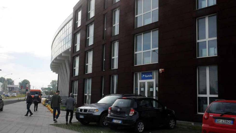 Scopre che il debito è triplicato Insulti e minacce a Equitalia