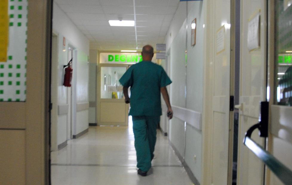 Sindacati: «No ai contratti interinali in Aou» 