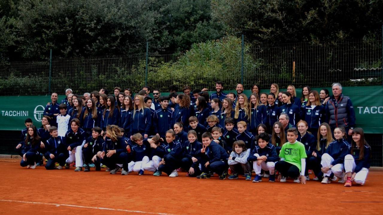 Un esercito di 21 squadre, Villa Lloyd scende a rete - I nomi