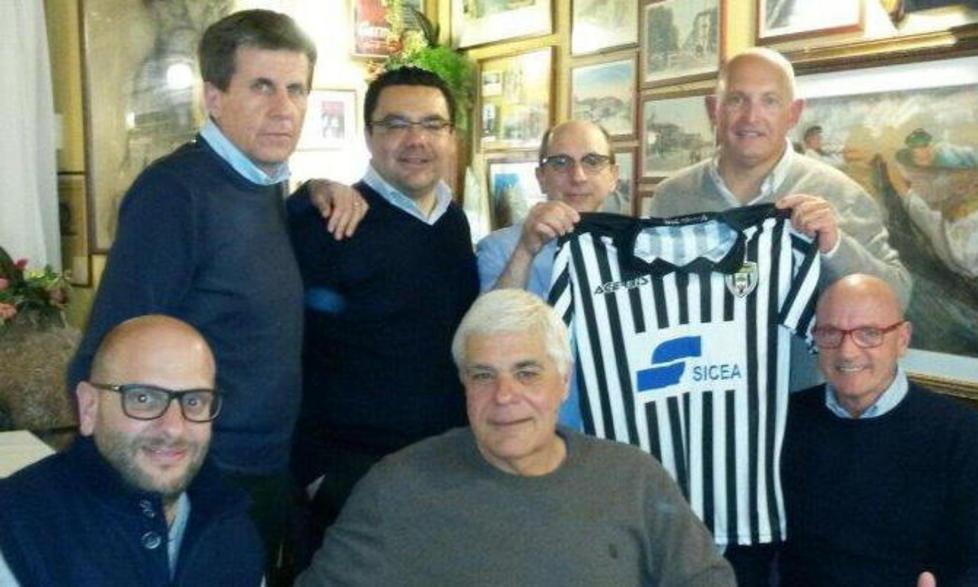 Una maglia per Guido Lombardi