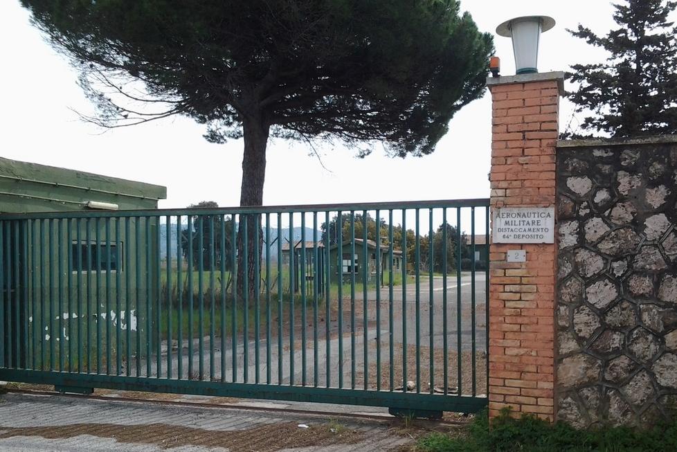 Ex Aeronautica Il Comune punta ad acquisire l’area