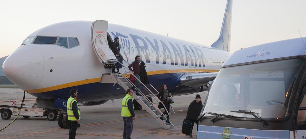 Alghero, torna Ryanair sulle rotte estere ma la stagione è in ritardo