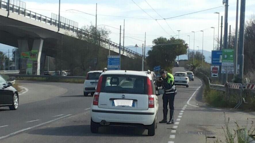 Cagliari, ciclista investito da una Panda