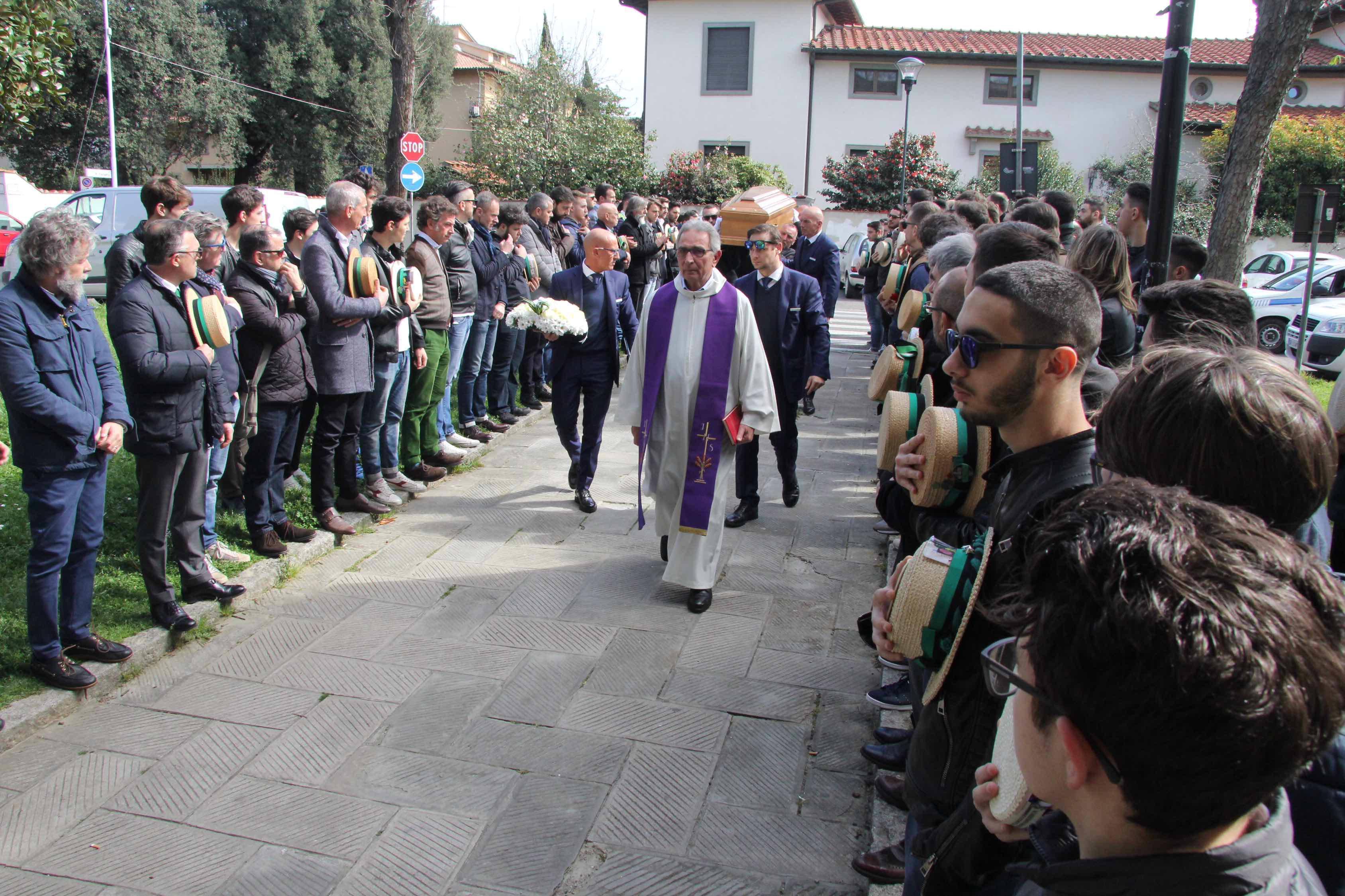 L'omaggio delle Pagliette a Filippo Baldini (foto Batavia)