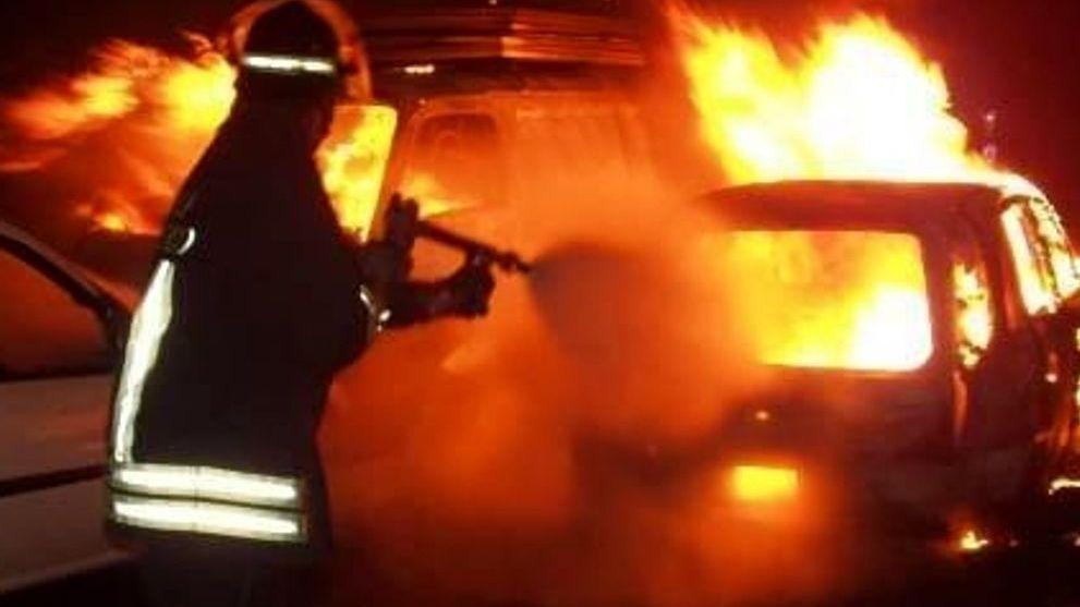 Molotov sul Suv, parla il medico «Non so perché lo abbiano fatto»