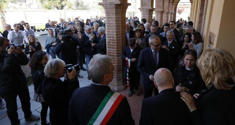 La Banca di Lajatico apre ai Frati Bigi