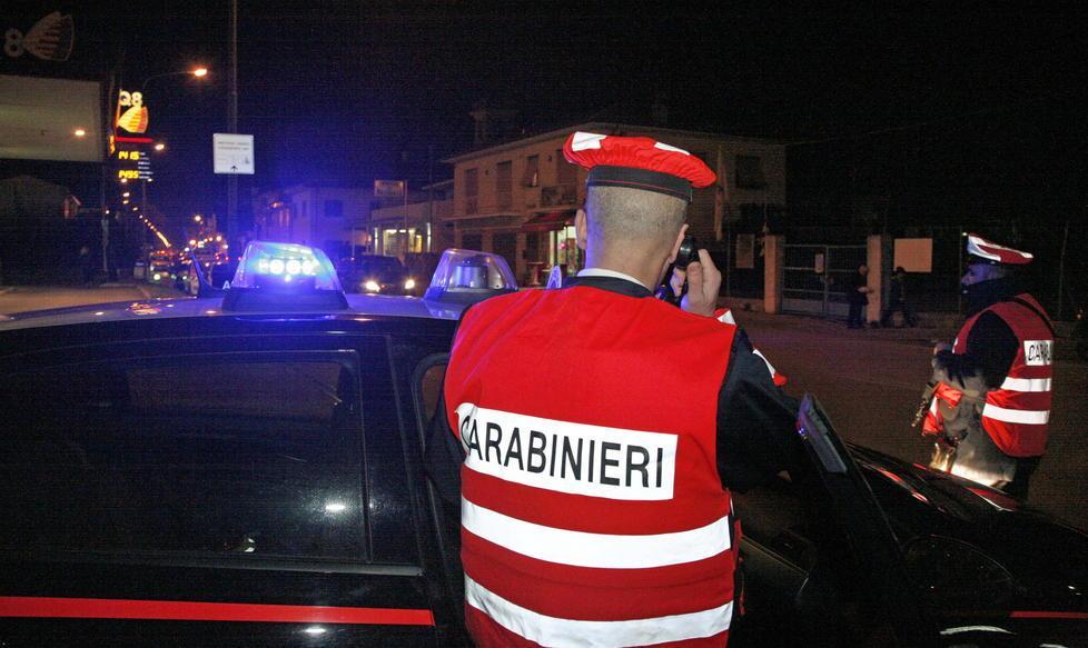 Anziano rapinato in casa 