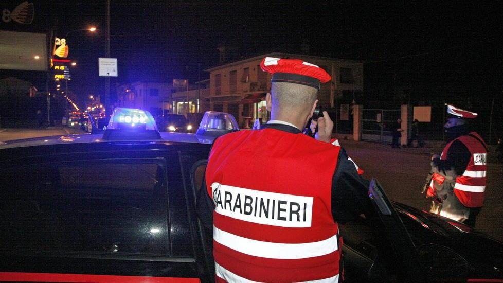 Anziano rapinato in casa