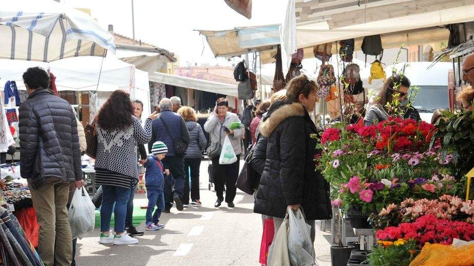 Delibera di giunta comunale sui mercatini di Olbia