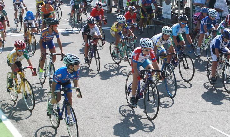 Ciclismo. Due cadute per Barbato e Calì Cuppone quarto