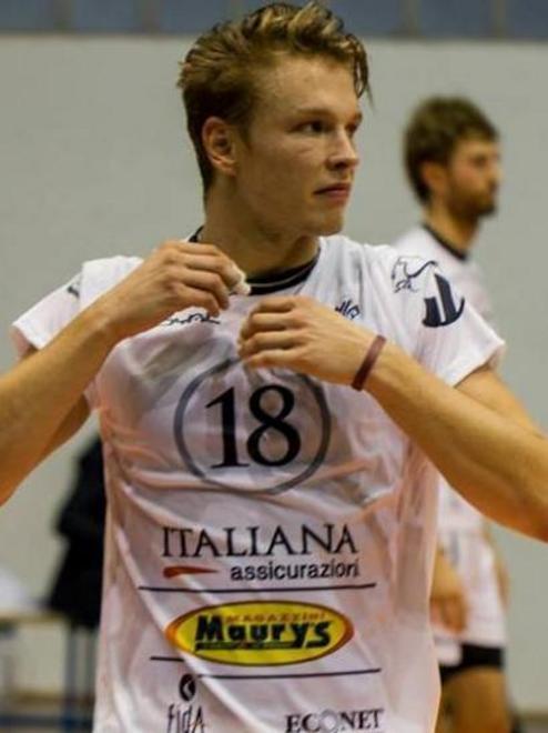Pallavolo Massa, non c’è storia 