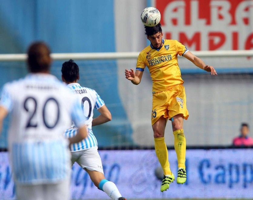 Il Frosinone torna leader Spal battuta, bene il Pisa 