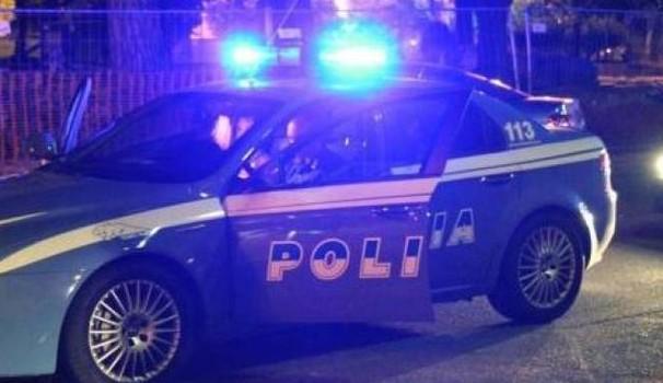 Minaccia la moglie con il coltello, il figlio tredicenne lo fa arrestare 