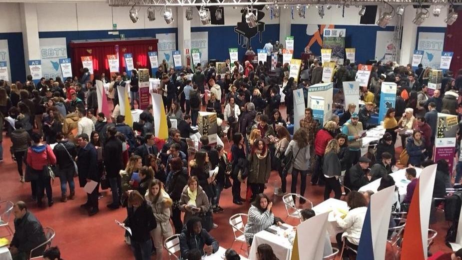 Domani la borsa del lavoro a Piombino