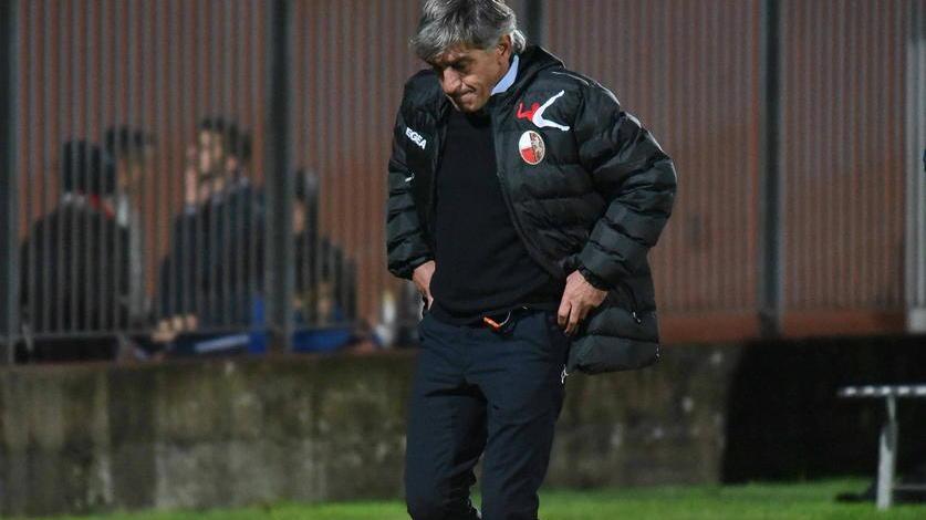 Lucchese, esonerato Galderisi torna Lopez