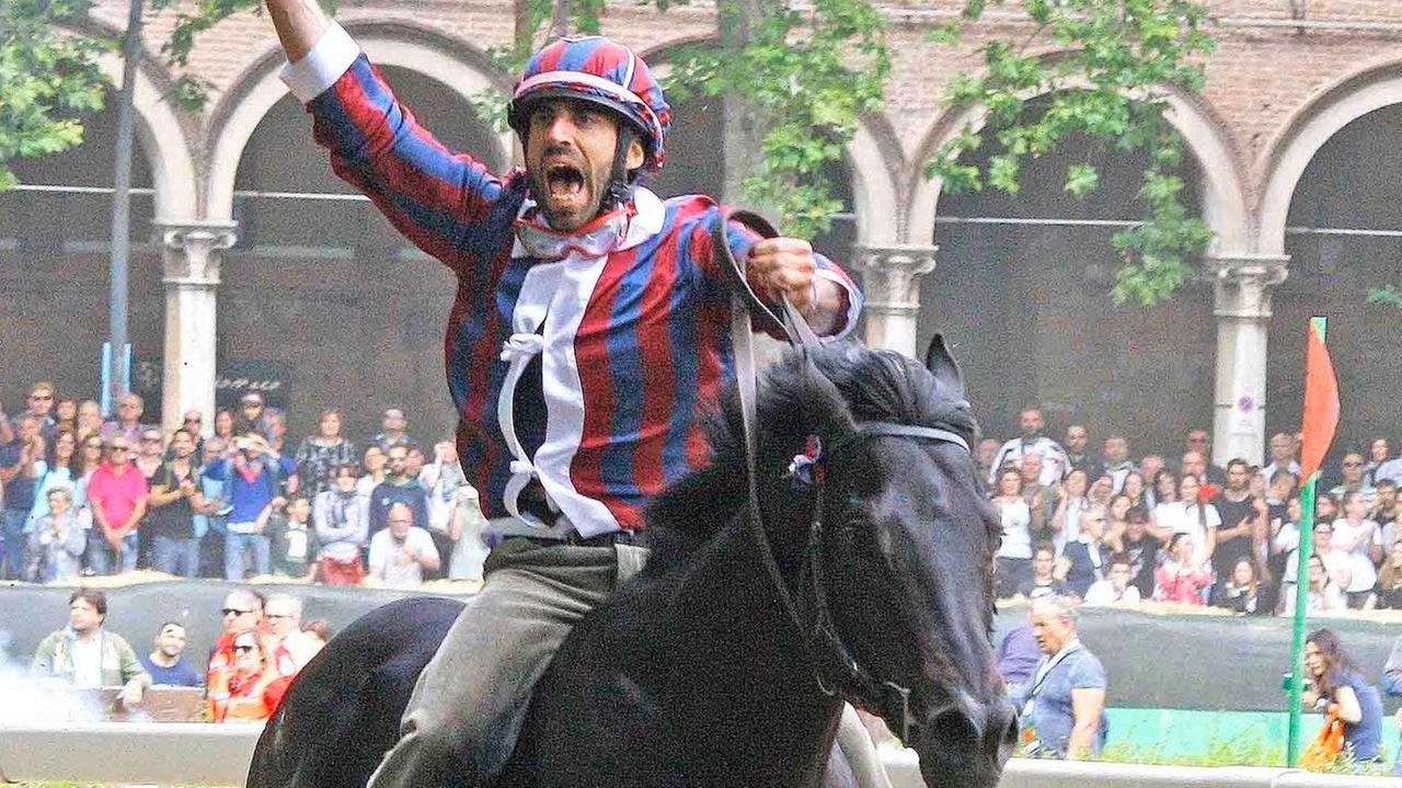 Molte contrade hanno già scelto il fantino Tante conferme e ancora nodi da sciogliere