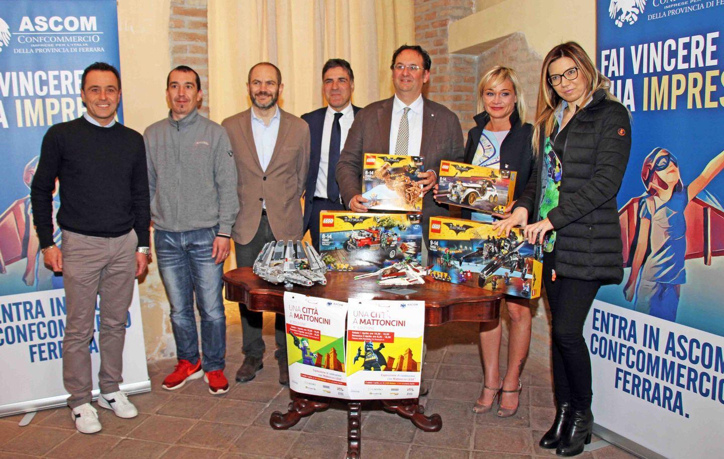 Mattoncini Lego, ritorna l’infanzia 