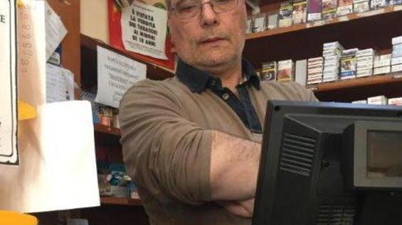 «Tonino le teneva la mano era nervoso, non la lasciava»