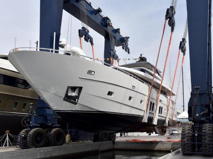 Due vari in contemporanea per i cantieri Sanlorenzo