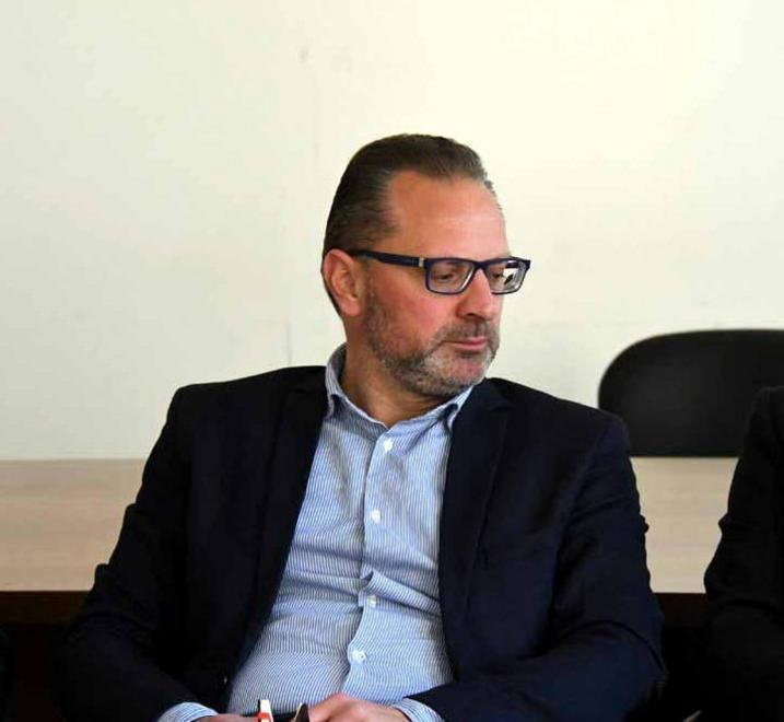 «Vorrei con me tutto il Pd» 