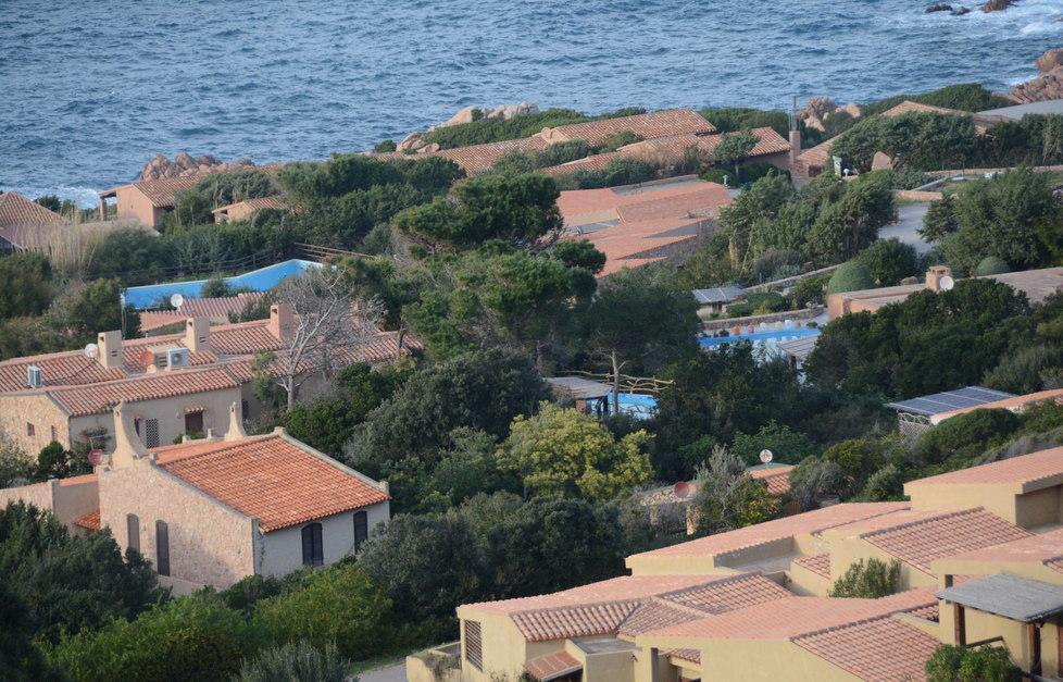 Costa Paradiso, lite infinita tra i residenti e il Comune 