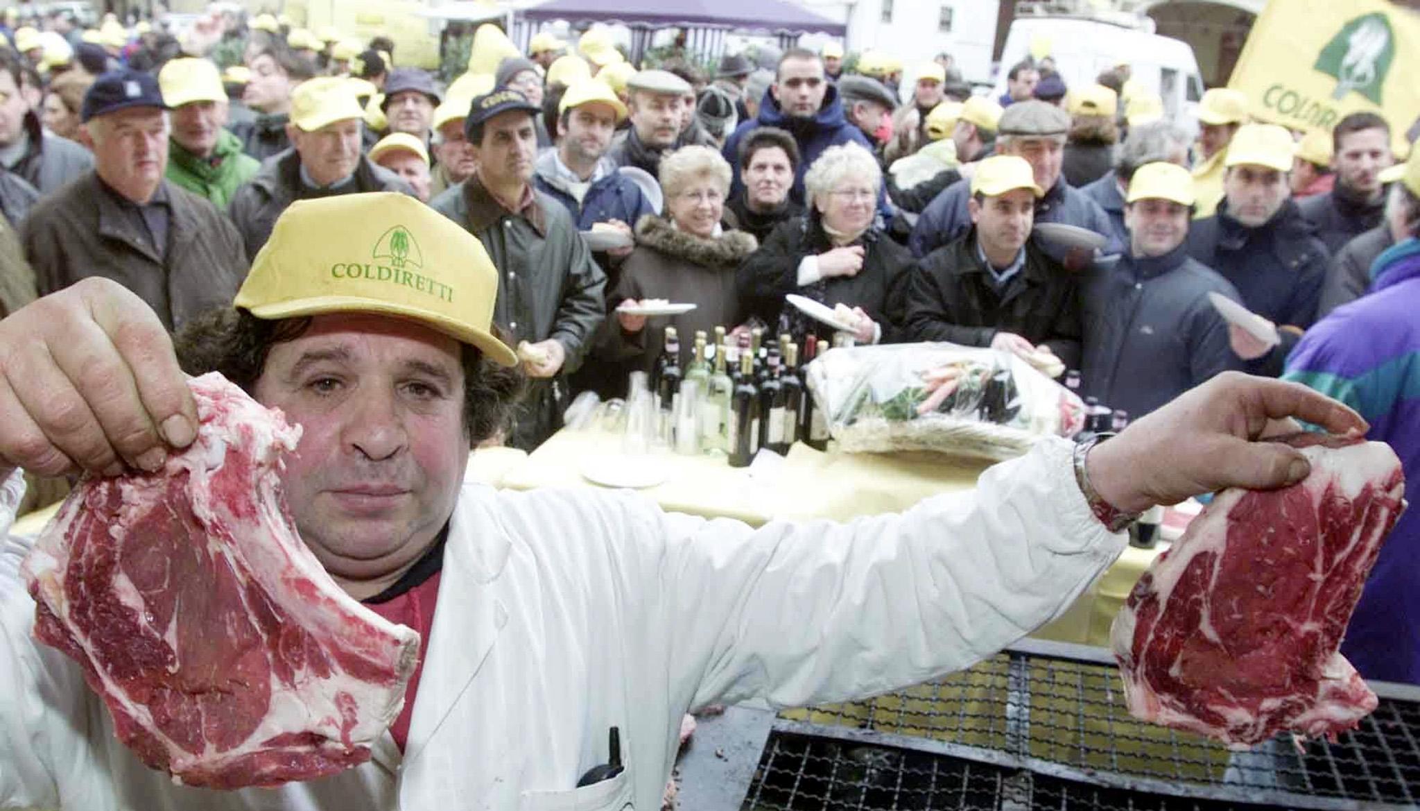 Coldiretti risponde a Trump: "Un muro di 'fiorentine' contro la carne agli ormoni" 