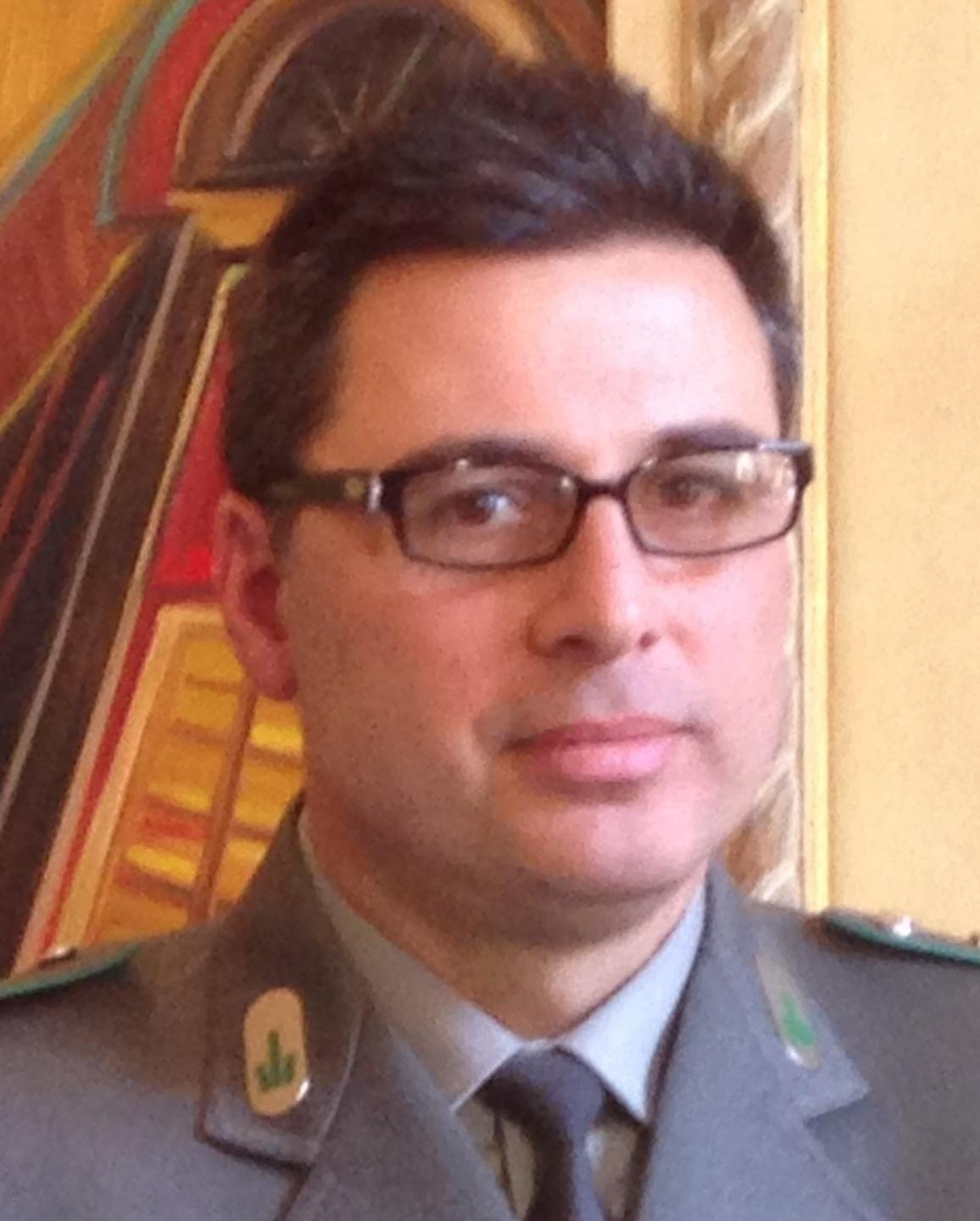 «Rischiano una multa fino a 1.440 euro in tre»