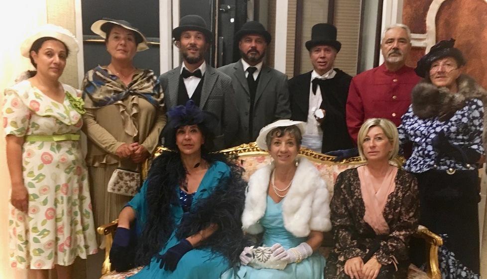 “Sarto per signora” tra infedeltà e risate al teatro Concordi 