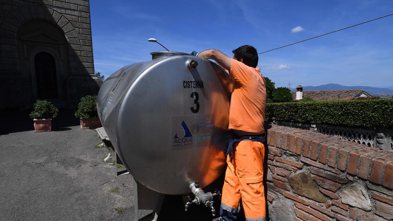 Una cisterna di Acque spa