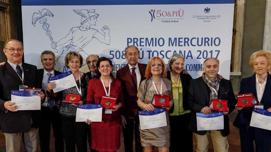 Premiati 6 maestri del commercio