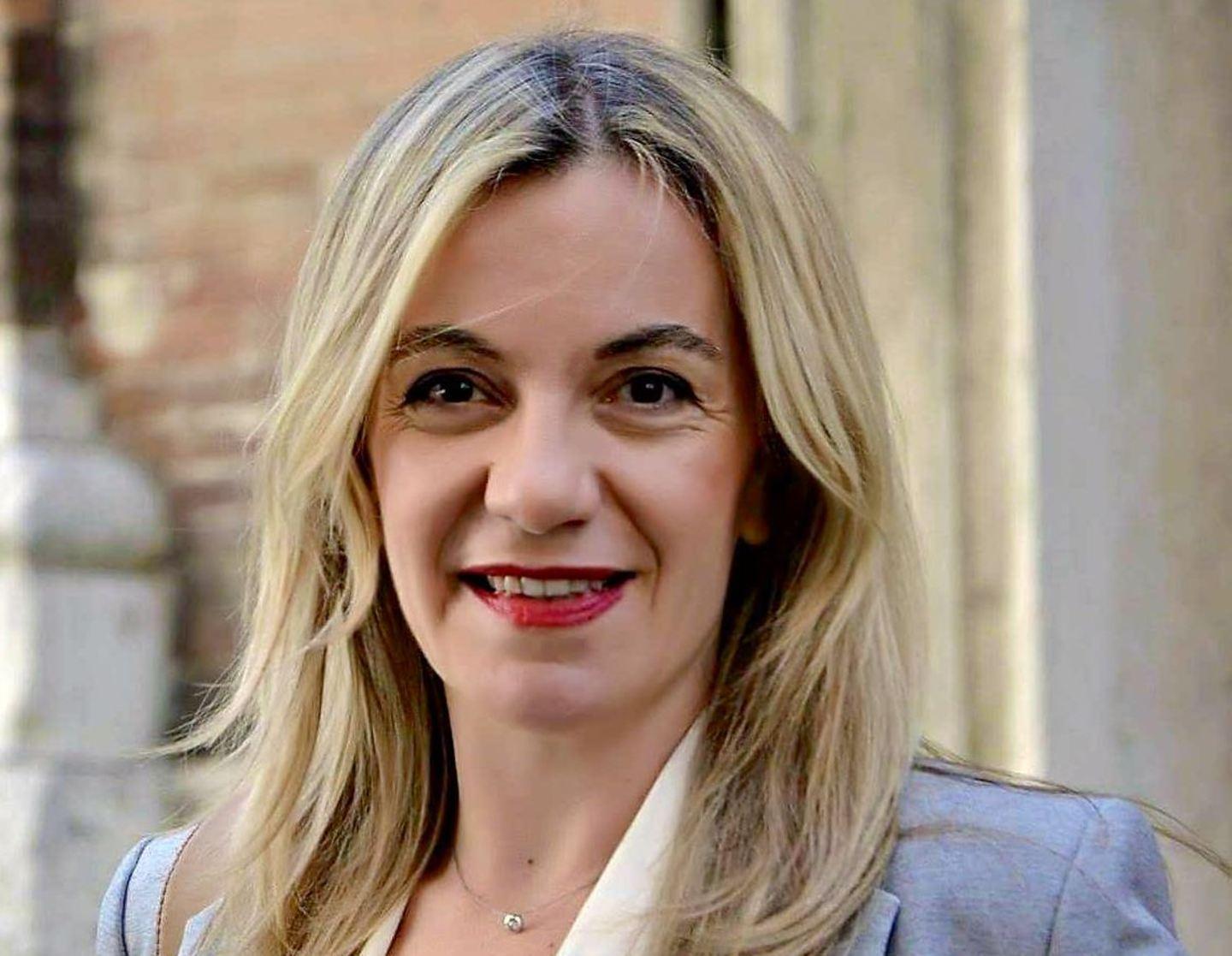 Elezioni, la candidata Righi si presenta