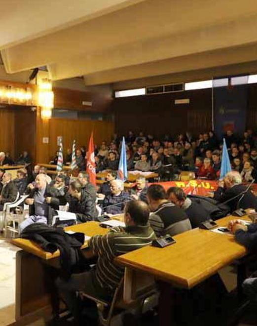 Bilancio, seduta fiume L’altolà dei revisori: «Entrate non certe» 