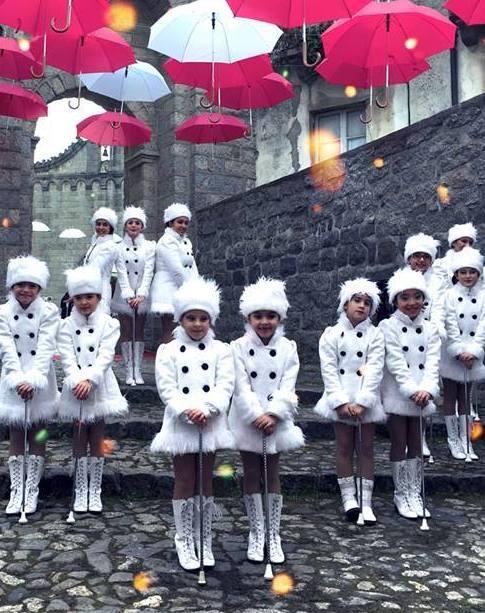 Majorette di scena a Tempio per il campionato regionale