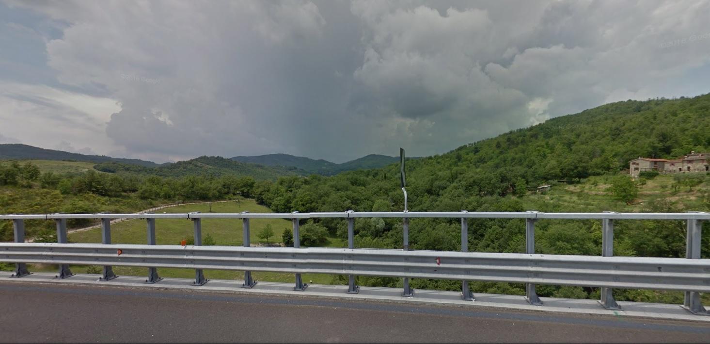 Precipita dal viadotto dell'A1: muore a 35 anni