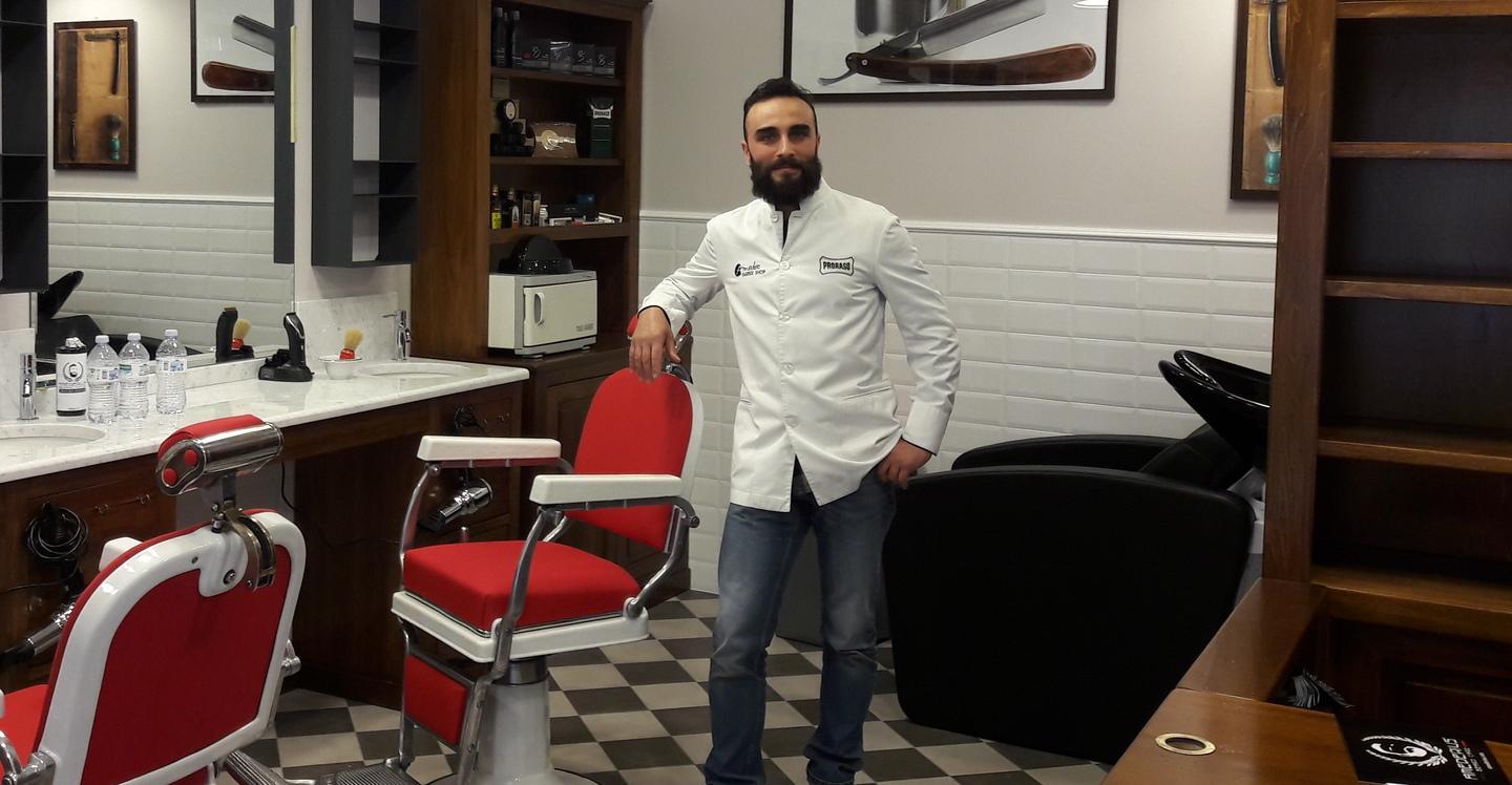 Un salone “vintage” nell’ex tabaccheria di piazza Municipale 