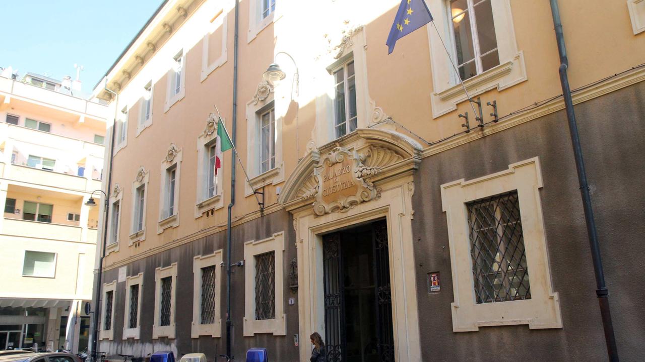 Abusò di un minore, condannato a 5 anni