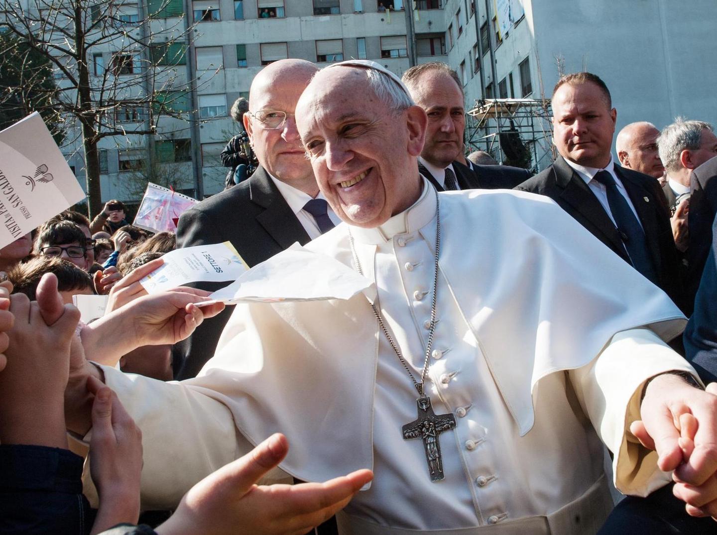 Bassa mobilitata nel salutare Bergoglio 