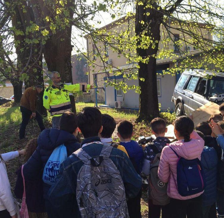 Duecento ragazzi a lezione di protezione civile