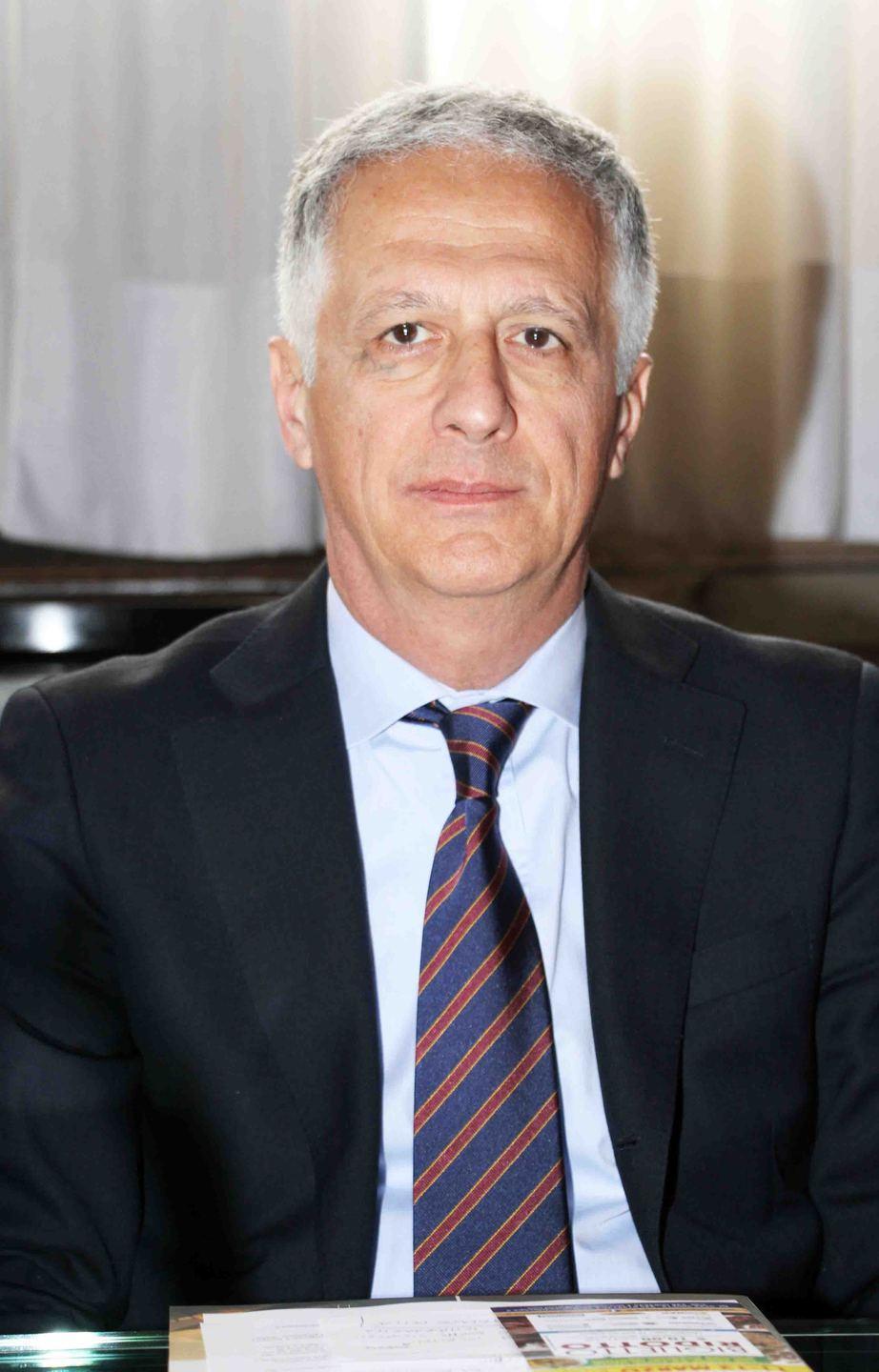 Delibera arriva in ritardo salta il consiglio comunale 