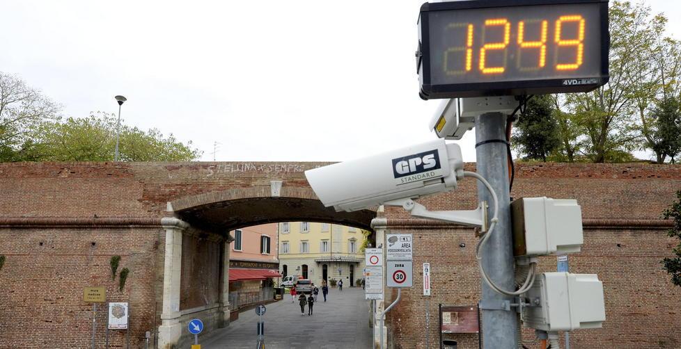 «Non aprite la Ztl ma allargatela» 