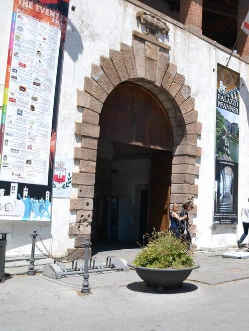 Sosta gratis negli stalli fuori dalle Mura 
