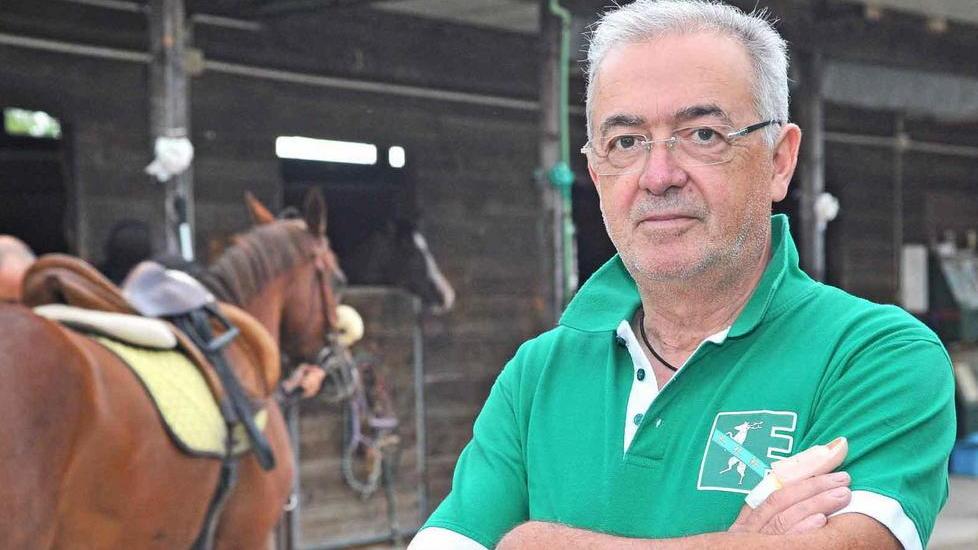 Ubaldo Gori in una foto d’archivio con i colori del Cervo Bianco (foto Gori)